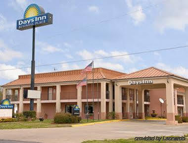 Days Inn By Wyndham Rayville Exterior photo